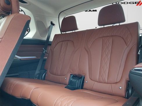 Used 2019 BMW X7 xDrive40i w/ Premium Package image 13