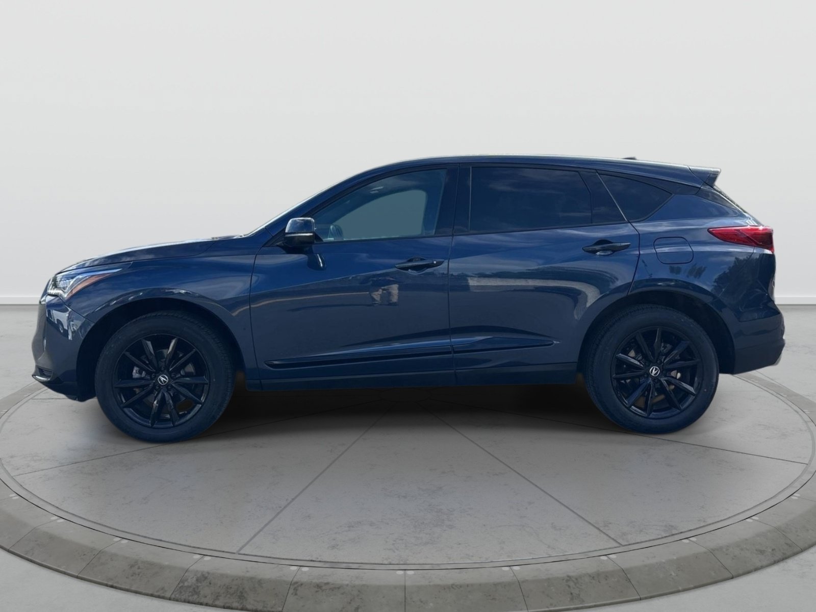 Certified 2025 Acura RDX SH-AWD image 3
