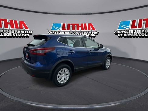 Used 2020 Nissan Rogue Sport S FWD image 8