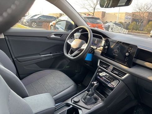 New 2026 Volkswagen Taos SE AWD/4WD image 34