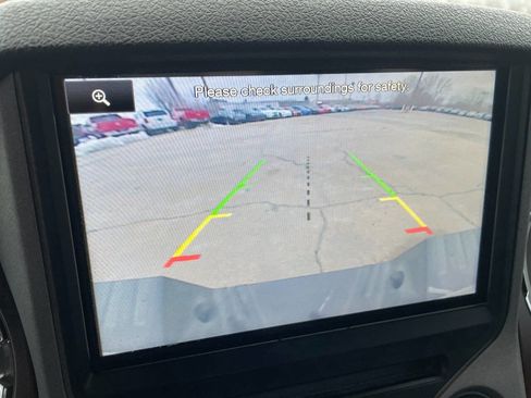 Used 2015 Ford F250 Lariat w/ Chrome Package image 38