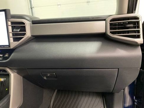 Used 2024 Toyota Tundra Limited w/ Power Package image 39