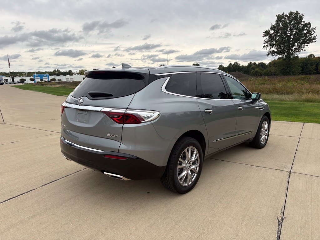 Used 2023 Buick Enclave Premium w/ Experience Buick Package FWD image 6