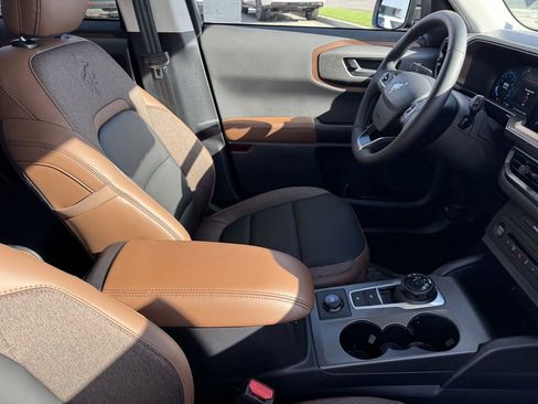 Used 2025 Ford Bronco Sport Outer Banks w/ Outer Banks Tech Package+ image 6