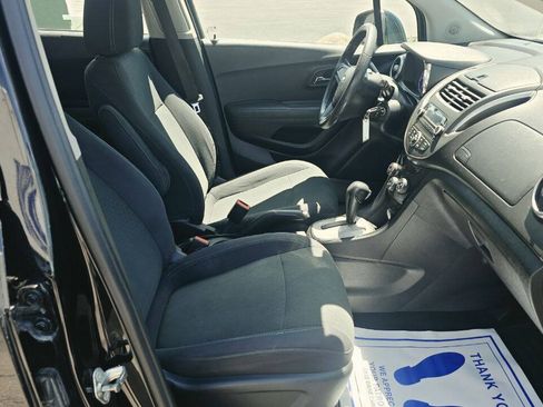 Used 2016 Chevrolet Trax LS FWD image 14