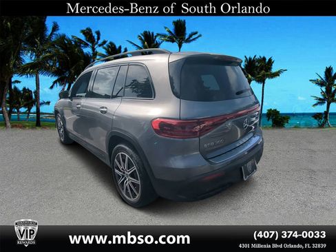 Used 2024 Mercedes-Benz EQB 300 4MATIC image 20