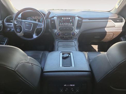 Used 2018 GMC Yukon Denali w/ Denali Ultimate Package AWD/4WD image 10