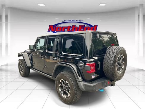 Used 2024 Jeep Wrangler Unlimited Rubicon 4xe AWD/4WD image 5