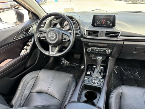 Used 2017 MAZDA MAZDA3 Grand Touring w/ Premium Equipment Package FWD image 12