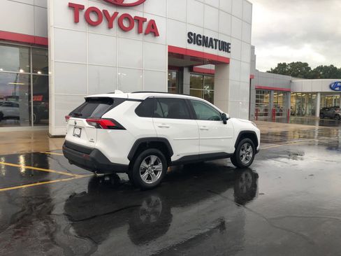 Certified 2024 Toyota RAV4 LE image 2