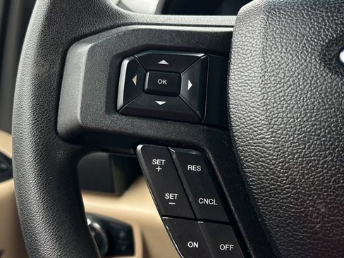 Used 2018 Ford F150 XLT RWD image 32