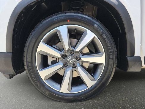 Used 2023 Honda Pilot Elite image 37