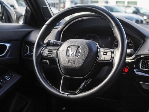 Used 2023 Honda Civic Sport image 15