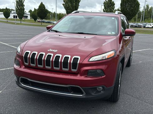 Used 2017 Jeep Cherokee Limited AWD/4WD image 14