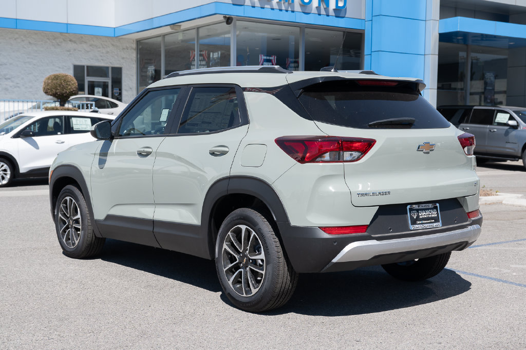 New 2026 Chevrolet TrailBlazer LT w/ Driver Confidence Package FWD image 6