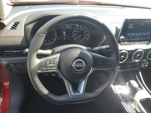 Certified 2024 Nissan Sentra SR w/ SR Premium Package FWD image 15