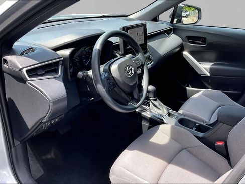 Used 2023 Toyota Corolla Cross AWD Hybrid image 18