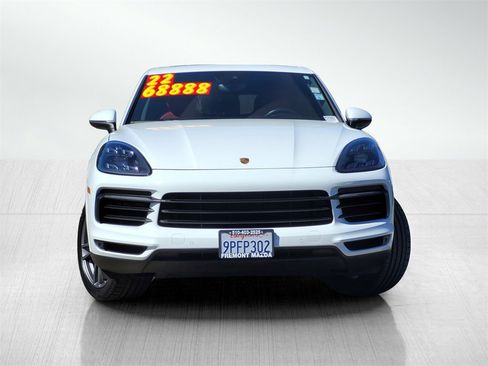 Used 2022 Porsche Cayenne S image 2