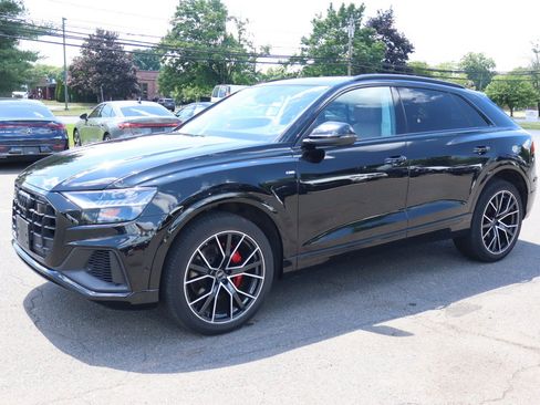 Used 2023 Audi Q8 Premium Plus w/ Premium Plus Package AWD/4WD image 1