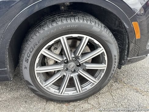 Used 2017 Audi Q7 3.0T Premium Plus image 12