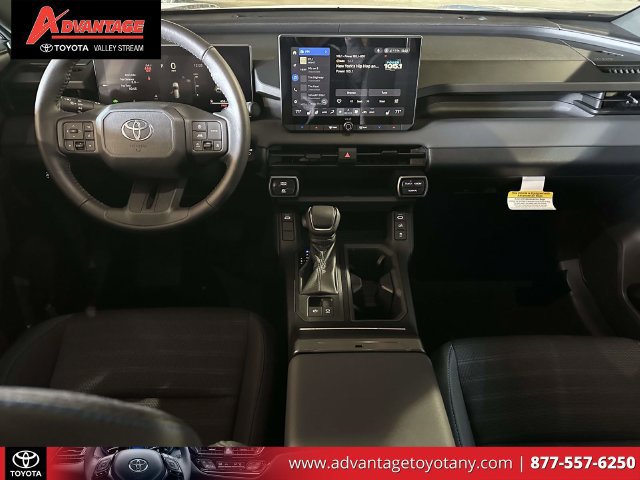 Used 2026 Toyota RAV4 SE w/ Convenience Package AWD/4WD image 18