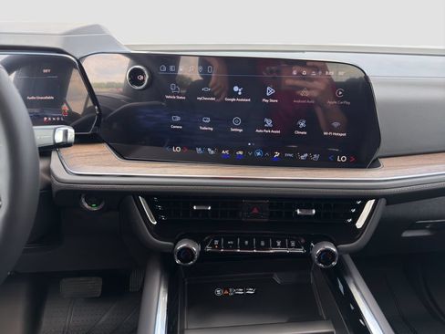 New 2026 Chevrolet Tahoe High Country AWD/4WD image 16