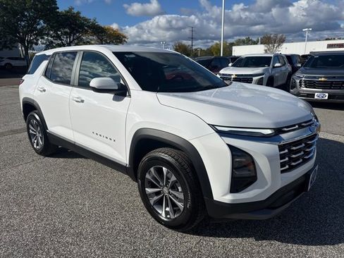 New 2026 Chevrolet Equinox LT w/ LPO, Floor Liner Package image 8