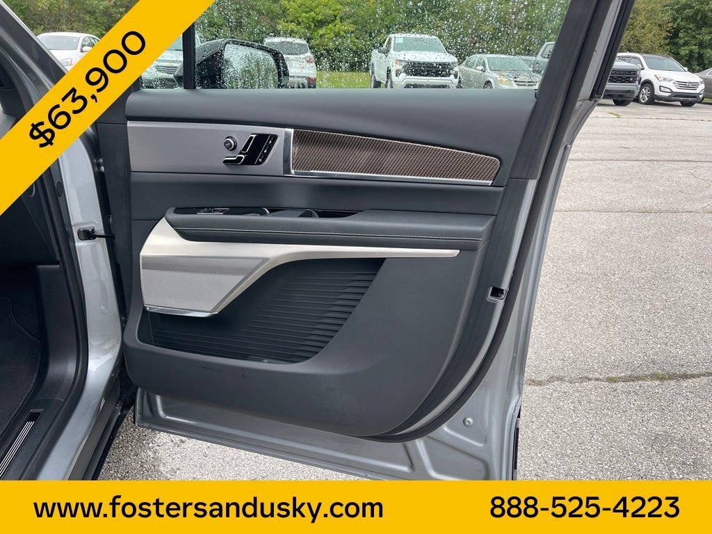 Used 2026 Cadillac Vistiq Luxury AWD/4WD image 20