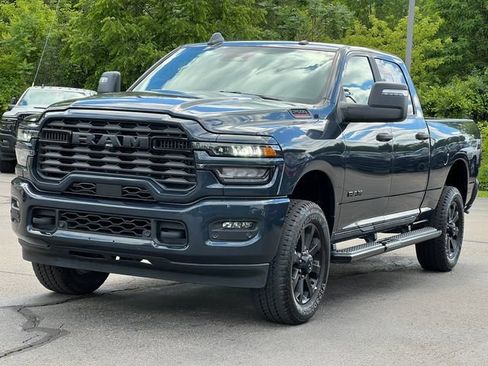 Used 2025 RAM 2500 Big Horn AWD/4WD image 44