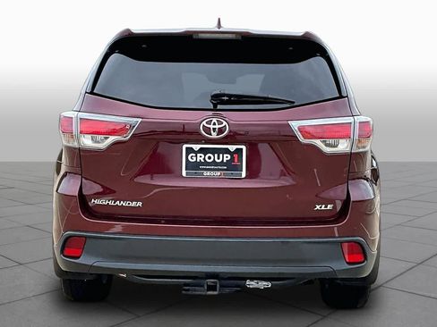 Used 2015 Toyota Highlander XLE FWD image 5
