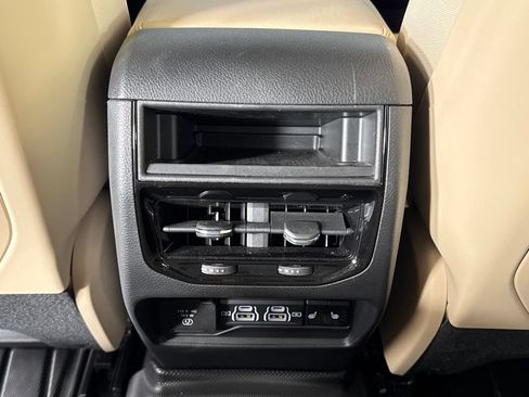 Certified 2025 Jeep Grand Cherokee Limited w/ Trailer Tow Package AWD/4WD image 29