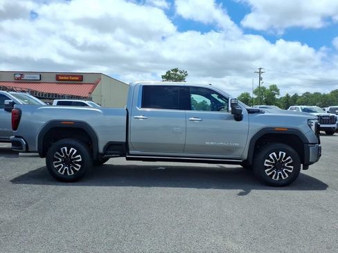 New 2026 GMC Sierra 2500 Denali Ultimate w/ Max Trailering Package AWD/4WD image 8