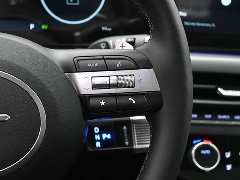 New 2025 Hyundai Sonata Limited image 13