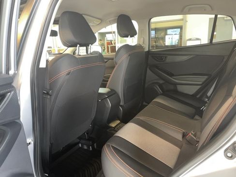 Used 2022 Subaru Crosstrek 2.0i Premium AWD/4WD image 9