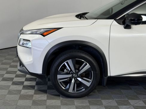 Used 2021 Nissan Rogue SL FWD image 11