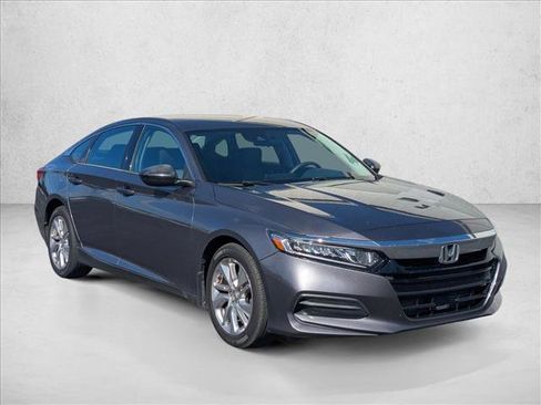 Used 2019 Honda Accord LX image 3