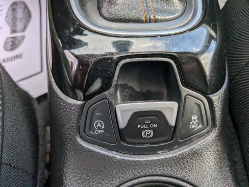 Used 2019 Jeep Compass Limited AWD/4WD image 58