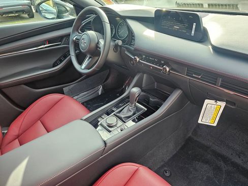 New 2026 MAZDA MAZDA3 Carbon image 30