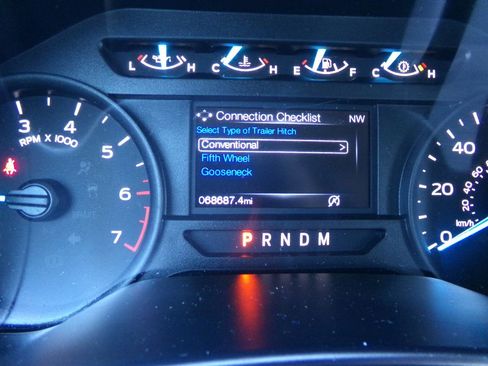 Used 2019 Ford F150 XL w/ Equipment Group 101A Mid AWD/4WD image 18