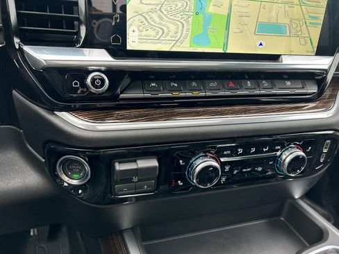 New 2026 GMC Sierra 1500 Elevation w/ Elevation Premium Package AWD/4WD image 29