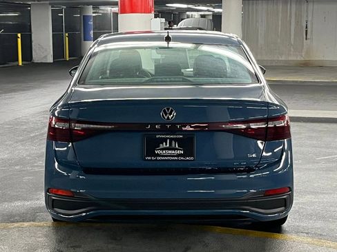 New 2025 Volkswagen Jetta SE image 32