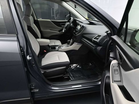 Used 2023 Subaru Forester AWD/4WD image 33