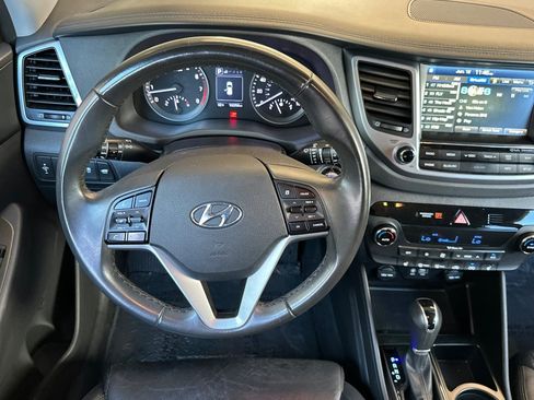 Used 2016 Hyundai Tucson Limited AWD/4WD image 16