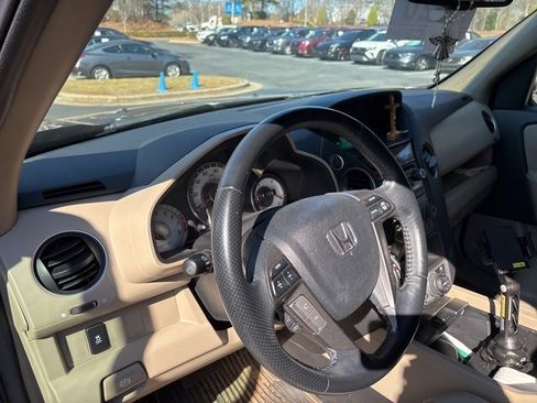 Used 2014 Honda Pilot EX-L image 24