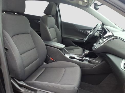 Used 2023 Chevrolet Malibu LT image 8