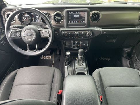 Used 2020 Jeep Gladiator Sport w/ Quick Order Package 24S image 13