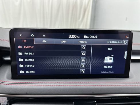 Used 2025 Genesis G70 3.3T Advanced w/ Sport Prestige Package image 16