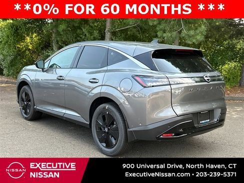 New 2025 Nissan Murano SV image 4