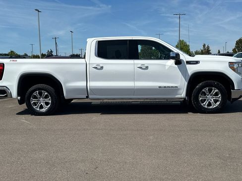 Used 2021 GMC Sierra 1500 SLE w/ X31 Off-Road Package AWD/4WD image 3