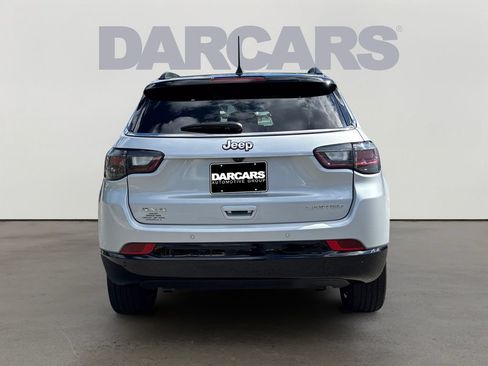 Used 2025 Jeep Compass Limited w/ Elite Group AWD/4WD image 6
